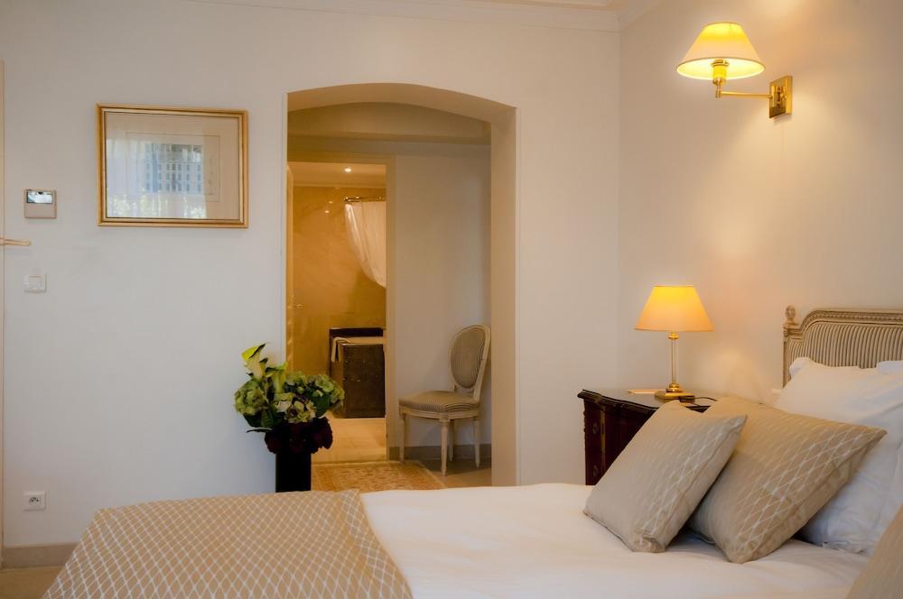 Hotel La Villa Eugene เอแปร์เน ภายนอก รูปภาพ