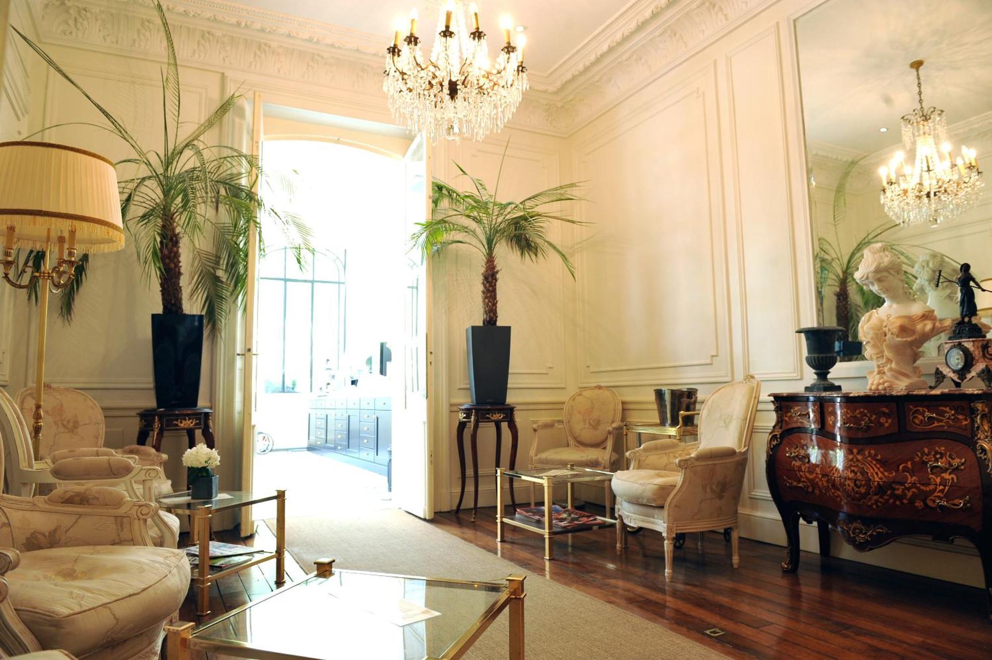 Hotel La Villa Eugene เอแปร์เน ภายนอก รูปภาพ