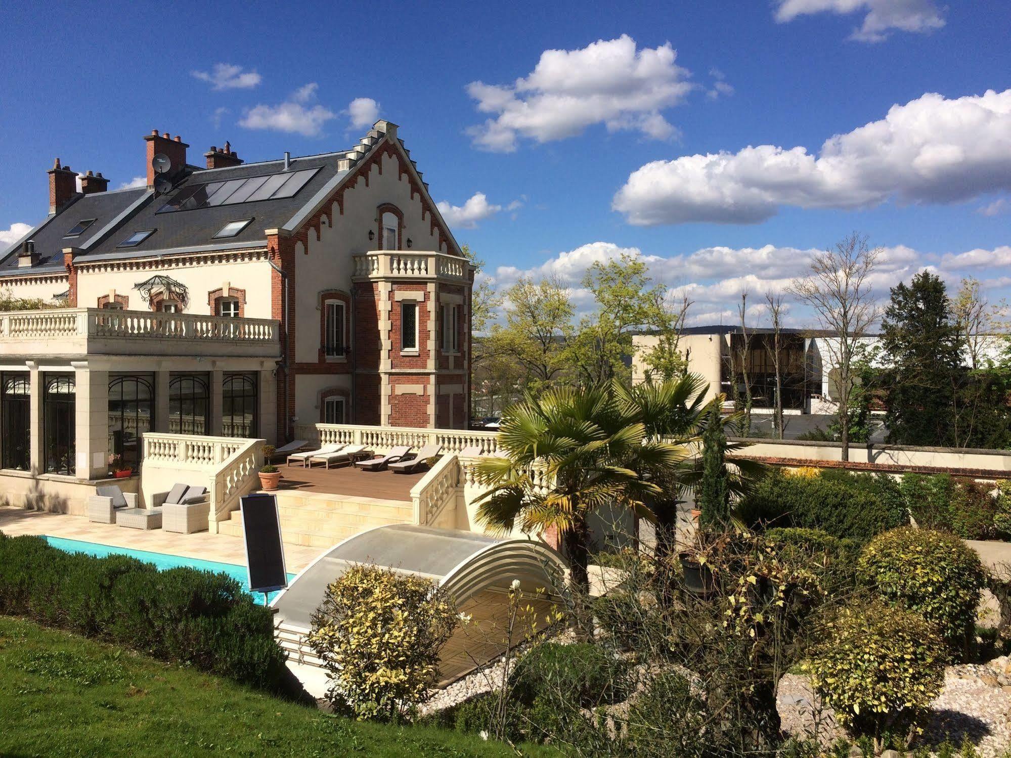 Hotel La Villa Eugene เอแปร์เน ภายนอก รูปภาพ